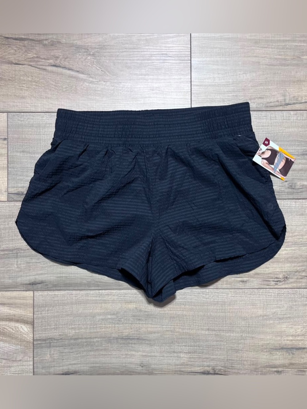 Avia Womens Seersucker Hybrid Run Shorts With Built In Brief Small (4-6) Black